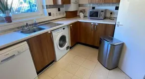 Docklands Apartment -Excel, o2 , Elizabeth Line - Image 3