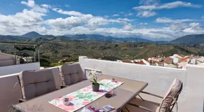 Olive Tree Guest House - Image 4