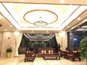 Junyue Holiday Hotel - Image 5