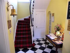 Emerald Guest House - Image 5