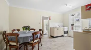 The Teachers Cottage - Image 3