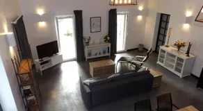 Apothiki House - Image 2