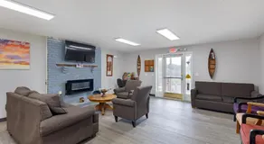 Four Seasons Country Inn - Image 3