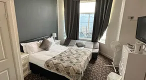 North Ocean Hotel - Image 2
