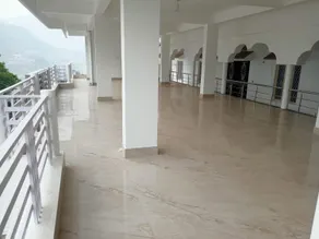 Hotel Ganga Yamuna Plaza - Image 2