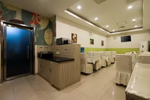 Hanting YulinStreet South Bus Station - Image 3