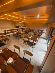 Vienna Hotel - Image 5