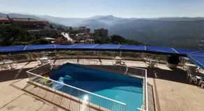 Le Crillon - Image 4