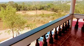 The Whitehouse Homestay - Image 3