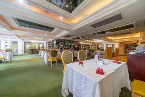 Ramada Yichang Hotel - Image 5