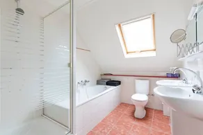Comfort Villa for 8 People - Image 3