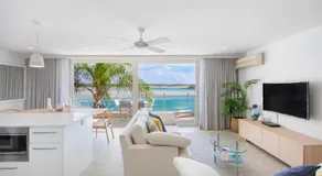 Noosa Harbour Resort - Image 2