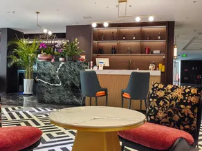 Chilin Internationai Hotel - Image 4
