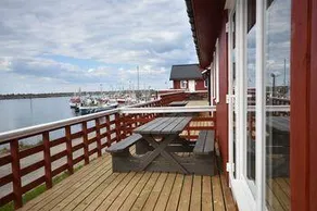 Lankanholmen Sea Cabins - Image 2