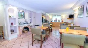 La Quinta Inn by Wyndham Clute Lake Jackson - Image 4