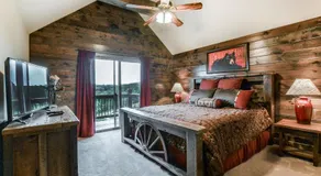 Luxury Lakefront Villa 2 mi to SDC HUGE POOL Kayaks Dock - Image 2