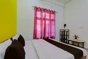 OYO Flagship Hotel Vikas Inn - Image 2