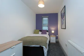 8 Samuel Street - Image 5