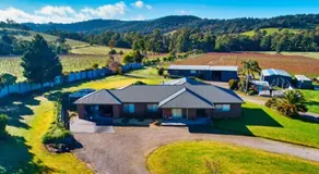 Family-Friendly Gorgeous Farm House TF1952 - Image 4