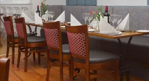 Leens Hotel - Image 4