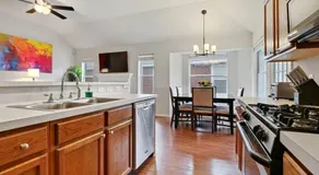 Cozy Getaway, Minutes from Austin! - Image 4