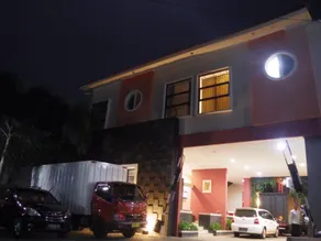 The Winner Hotel - Image 3
