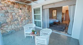 Whale Coast Luxury Suites - Image 4
