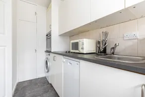 Spacious Studio Flat - Pimlico, London - Image 4