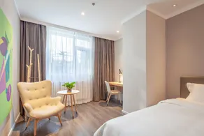 Hanting Premium Hotel Qingdao Taidong Metro Station - Image 3