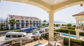 Sunset Beach Resort Aqua Lettings - Image 4