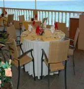 Bird Rock Beach Hotel - Image 4