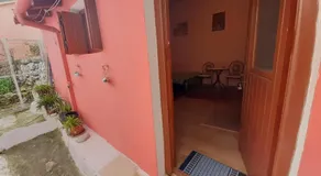The little house - Image 3