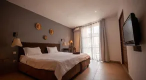 Hôtel Restaurant La Ribaudière - Image 2