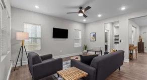 Uptown Elegant Escape | JZ Vacation Rentals - Image 4