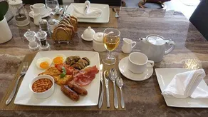 Prestbury Bed & Breakfast - Image 3