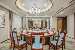 Huaqiao International Hotel - Image 2