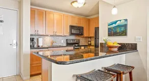 KBM Resorts FREE CAR Valley Isle Resort Oceanfront 5th Floor 2-Bedroom Condo with Stunning views VIR-508 - Image 2