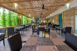 Sakoo Valley Naithon Beach - Image 4