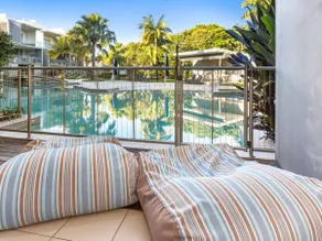 Three BR Stunning Poolside Apartment - Casuarina - Image 5