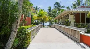 Charming and Lovely 1 Bedroom with Pool short walk from the beach - Image 3