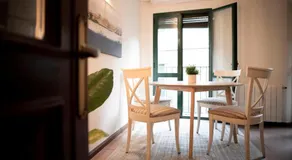 Apartamento en Centro Histórico con patio Romano - Image 3