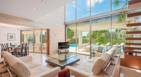 VILLA AGUSMAR - Moderne, strandnahe Villa mit kleinem Fitnessraum, Spielzimmer, privatem P - Image 3