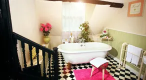 House of Agnes - Image 2