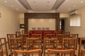 Hotel Suman Residency - Image 3
