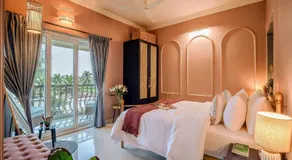 Casa Superfly 2BHK with Rooftop Jacuzzi & Terrace Deck Excellent Location Boilermaker Thalassa - Image 2