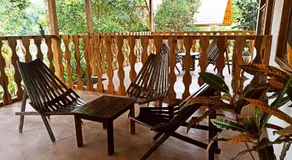 Banana Lodge - Image 5