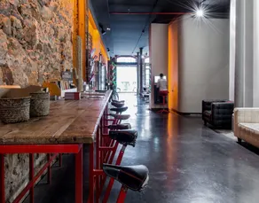 Poshtel Bilbao - Premium Hostel - Image 5