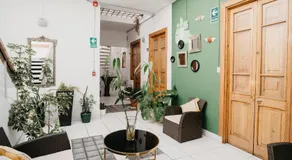 Maison verte - Guest House - Image 5
