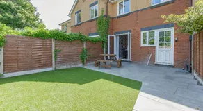 Avella by the Park - Image 3