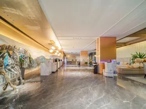 H Hotel (Linfen Houma Xintian Square) - Image 4